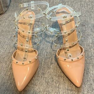 Nude pointed heels